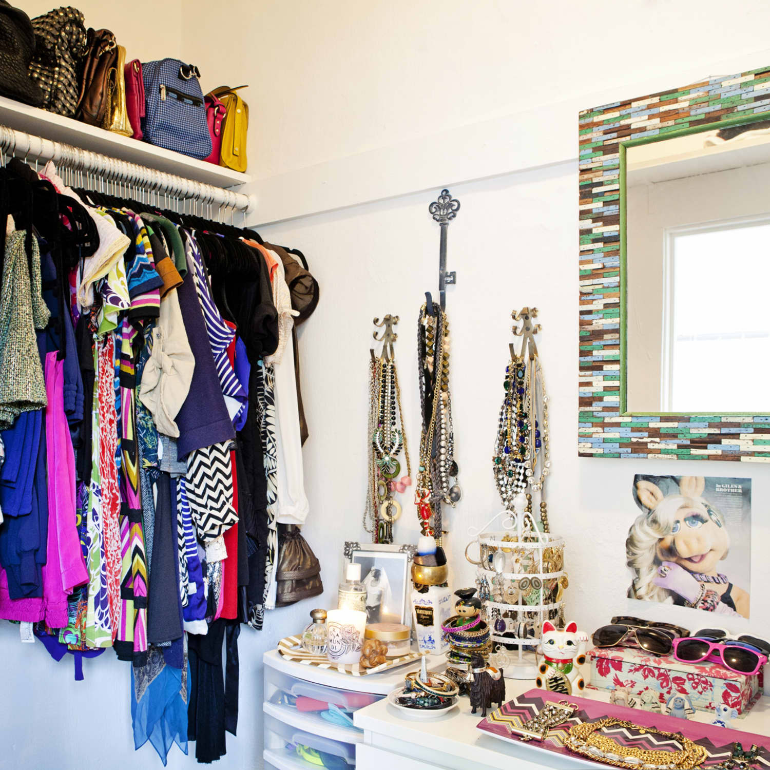Closet ideas best sale for hanging clothes